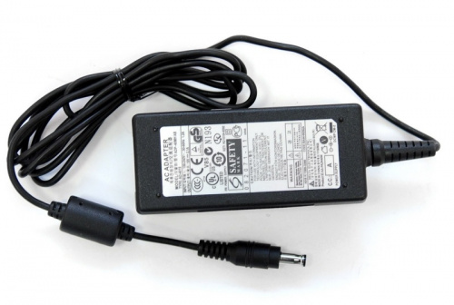 Блок питания Samsung 19V / 2.1A / 40W / 5.5x3.0 с иглой (Новый)