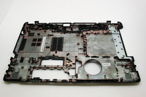 Нижняя панель 60.4YU04.001 для ноутбука Acer Aspire E1-522