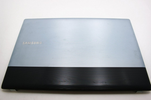 Крышка матрицы BA75-03103A для ноутбука Samsung RV511, RV515, RV520
